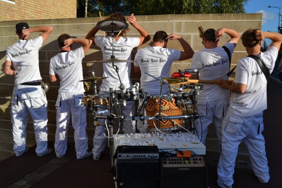 banda 3